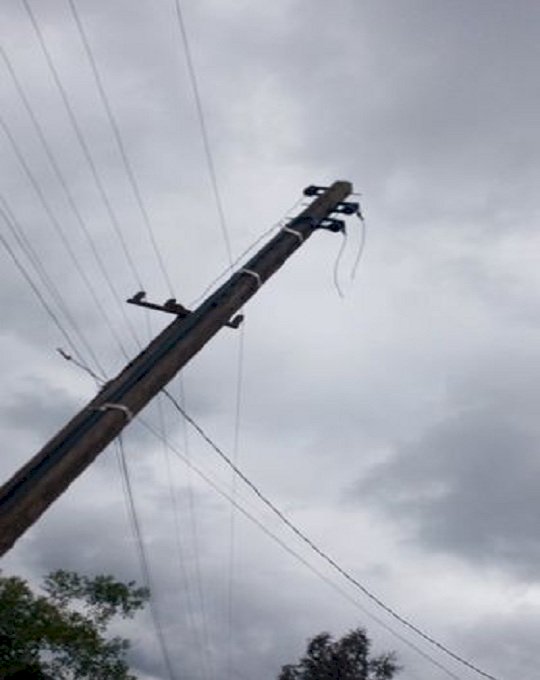 MALACADA ROUBAM FIOS ELÉTRICOS E DEIXAM CASA NO ESCURO