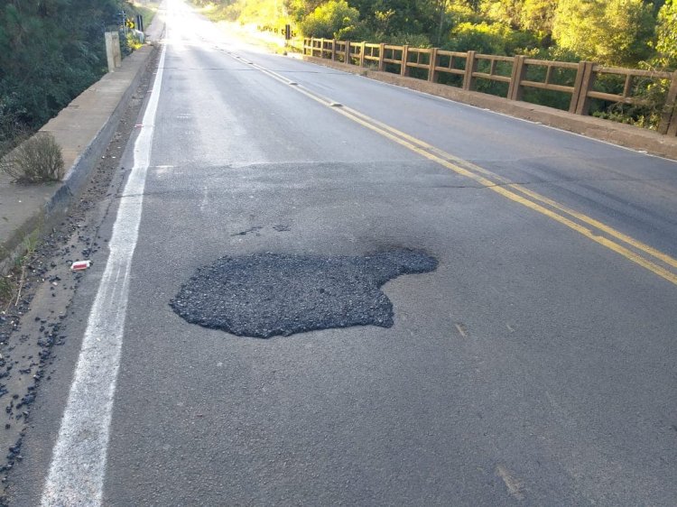 O BURACO SOBRE PONTE DO RIO DOS PATOS FOI FECHADO