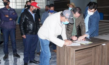 PREFEITO DE LEBON RÉGIS ASSINA ORDEM DE SERVIÇO PARA PERFURAÇÕES DE POÇOS ARTESIANOS NO INTERIOR DO MUNICÍPIO