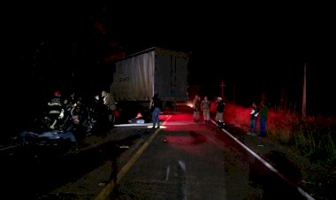 TRÊS PESSOAS MORREM EM ACIDENTE NA SC-355 ENTRE LEBON RÉGIS E FRAIBURGO