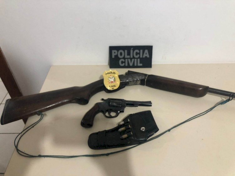 LEBON RÉGIS: POLÍCIA CIVIL  APREENDE ARMAS DE FOGO E MUNIÇÕES EM ÁREA RURAL