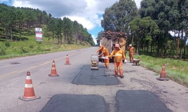 DEINFRA RECUPERA TRECHO DA SC 350 NO KM 229
