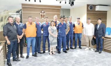 LEBON RÉGIS: BOMBEIROS SÃO HOMENAGEADOS COM MOÇÃO DE APLAUSOS PELA CÂMARA DE VEREADORES DE LEBON RÉGIS