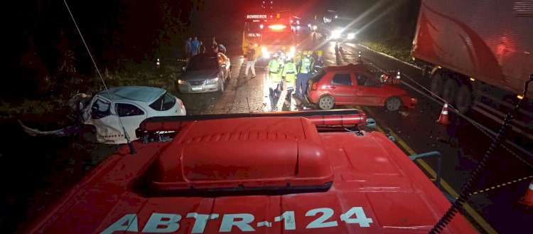 TRAGÉDIA: CINCO PESSOAS MORREM E UM BEBÊ FICA GRAVEMENTE FERIDO EM ACIDENTE ENVOLVENDO TRÊS VEÍCULOS