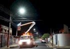 PREFEITURA DE LEBON RÉGIS ESTÁ COLOCANPDO LÂMPADAS DE LED NOS BAIRROS DA CIDADE