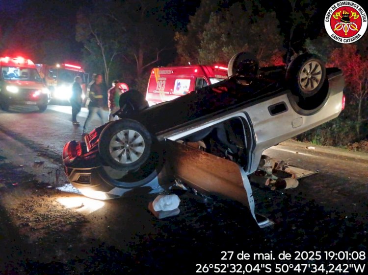 LEBON RÉGIS: ACIDENTE DEIXA CASAL DE IDOSOS FERIDOS; UM DELES EM ESTADO GRAVE