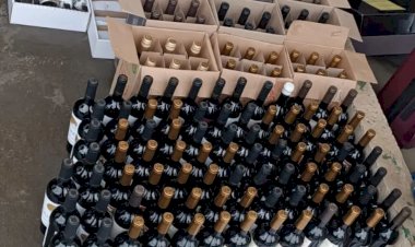 LEBON RÉGIS: CARGA DE VINHO É APREENDIDA PELA POLÍCIA RODOVIÁRIA NA SC-350