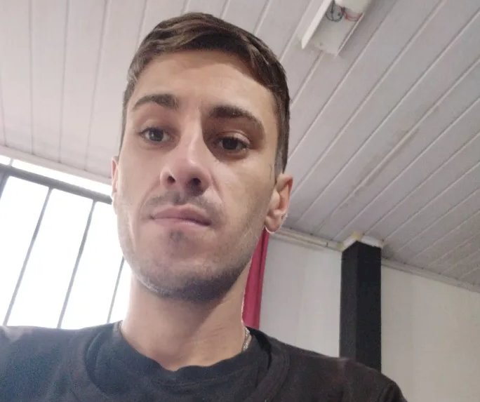 JOVEM DE 24 ANOS ESTÁ DESAPARECIDO DESDE TERÇA-FEIRA EM CAÇADOR; FAMÍLIA PEDE AJUDA PARA LOCALIZÁ-LO
